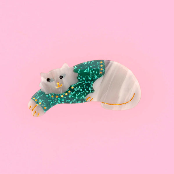 Winter Sweater Cat Hair Clip