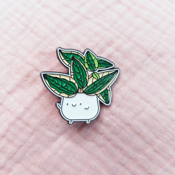 (WAREHOUSE SALE) Hoya Macrophylla Soft Enamel Pin