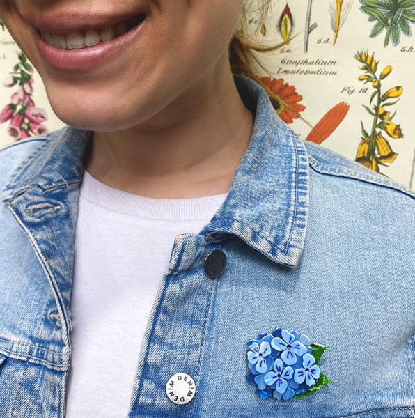 Heartfelt Hydrangea Mini Brooch