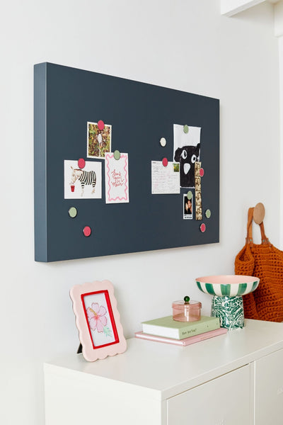 (PRE-ORDER) The Buttons in Berry