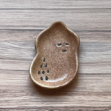 Peanut Ceramic Plate (Small / Large)