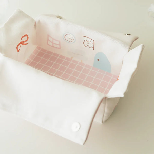 Ribbon House Tissue Holder